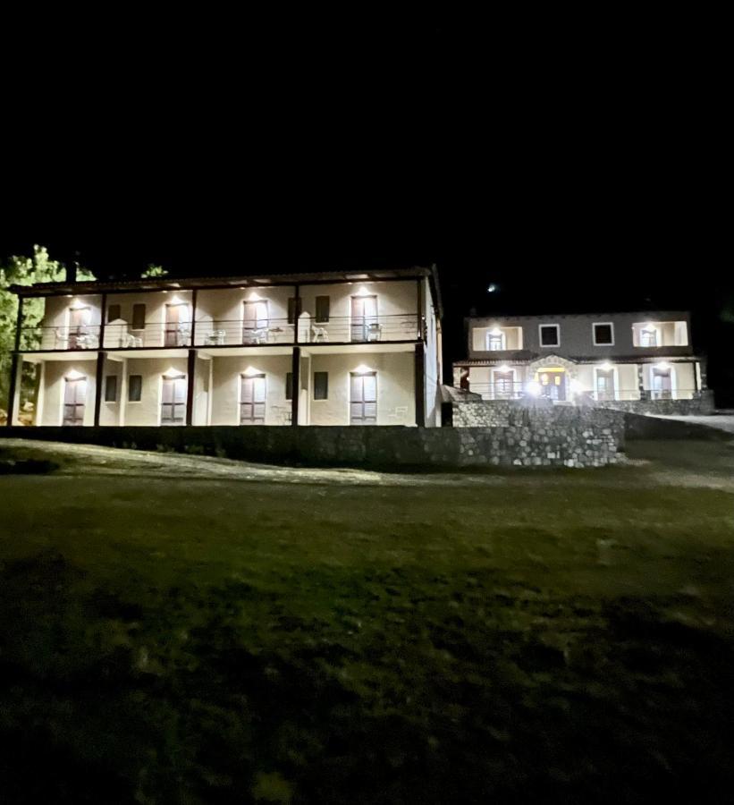 Panthoron Tzoumerka Spirits Vourgareli Bagian luar foto